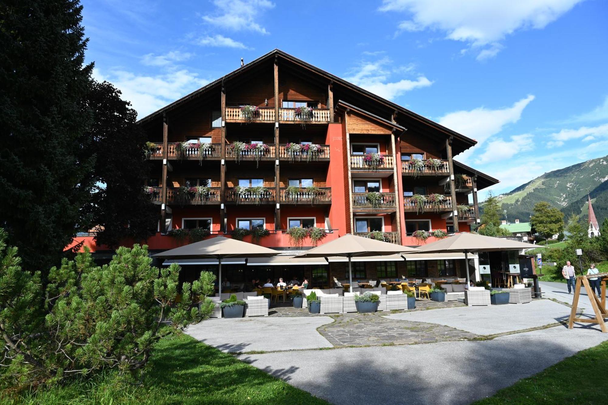 Hotel Hocheder Зеефелд в Тирол Екстериор снимка